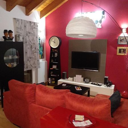 Apartamento Agustina de Aragón Zaragoza Exterior foto
